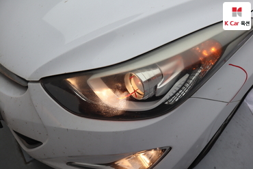 2015 - hyundai avante