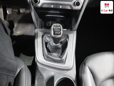 2017 - hyundai avante