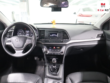 2017 - hyundai avante