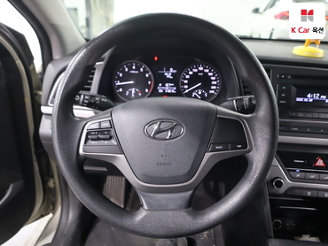 2017 - hyundai avante