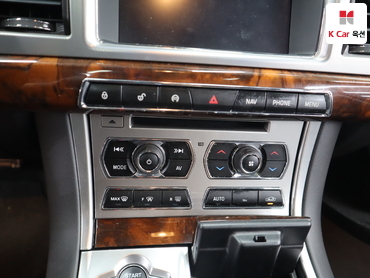 2015 - jaguar xf