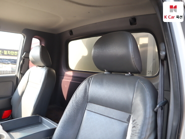 2017 - kia bongo iii