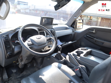 2017 - kia bongo iii