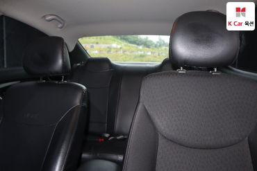 2011 - hyundai avante