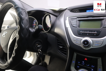 2011 - hyundai avante