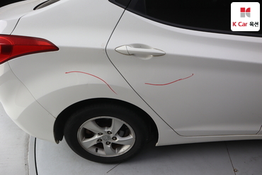 2011 - hyundai avante