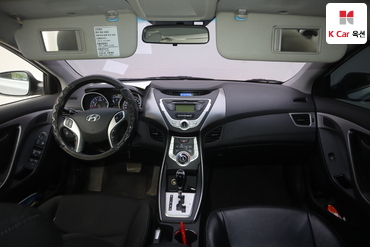 2011 - hyundai avante