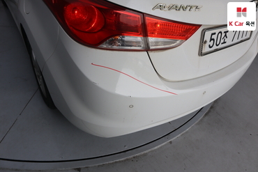 2011 - hyundai avante