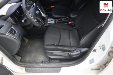 2011 - hyundai avante