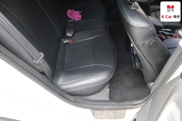 2011 - hyundai avante