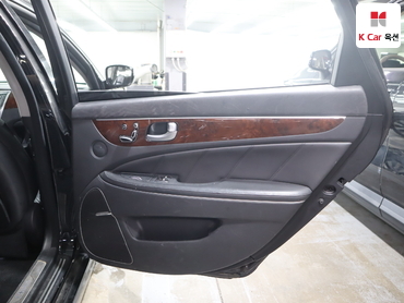 2012 - hyundai equus