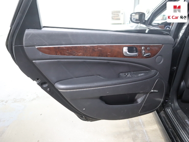 2012 - hyundai equus
