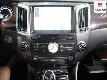 2012 - hyundai equus