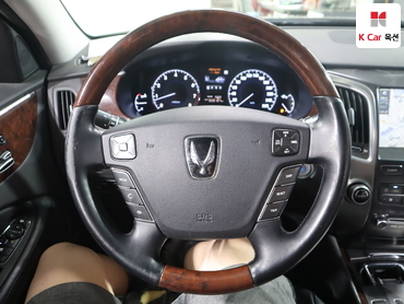 2012 - hyundai equus