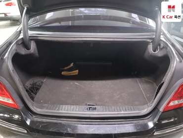 2012 - hyundai equus