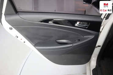 2010 - hyundai sonata
