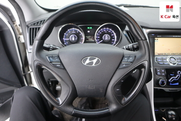 2010 - hyundai sonata