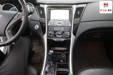 2010 - hyundai sonata