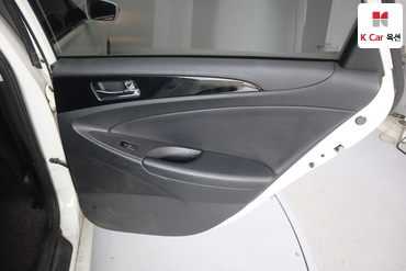 2010 - hyundai sonata