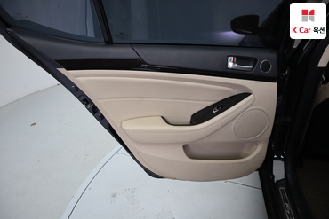2013 - kia k7