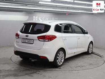2016 - kia carens