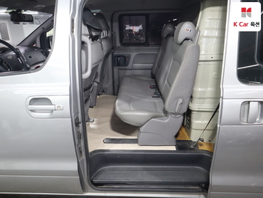 2017 - hyundai grand starex