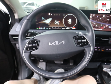 2023 - kia ev6
