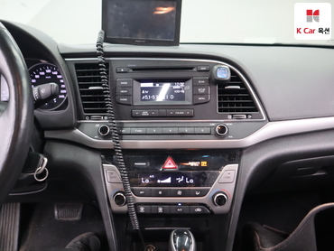2016 - hyundai avante