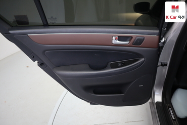 2013 - hyundai bh330