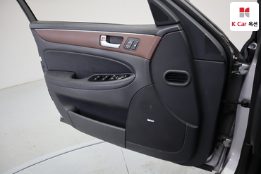 2013 - hyundai bh330