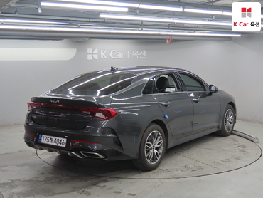 2023 - kia k5
