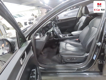 2023 - kia k5