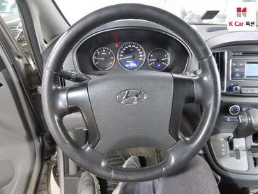 2019 - hyundai grand starex