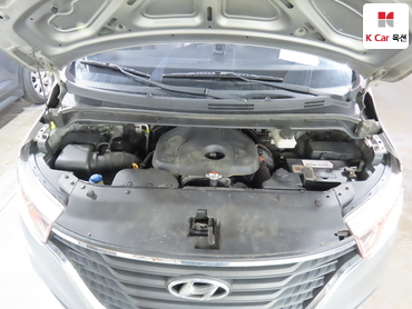 2019 - hyundai grand starex