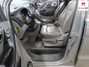 2019 - hyundai grand starex