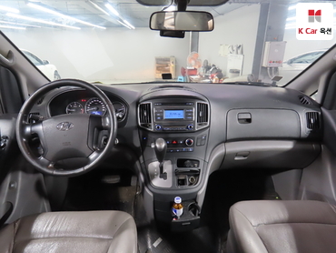 2019 - hyundai grand starex