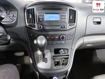 2019 - hyundai grand starex