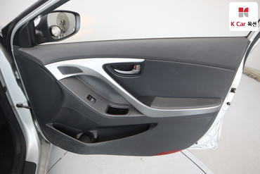 2014 - hyundai avante