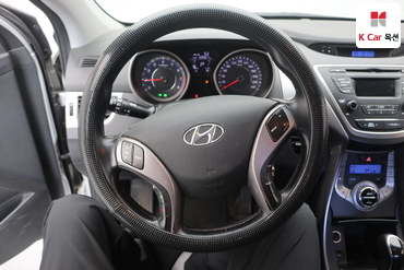 2014 - hyundai avante