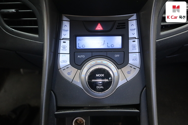 2014 - hyundai avante