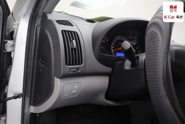 2010 - hyundai avante