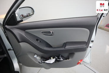 2010 - hyundai avante