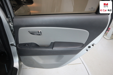 2010 - hyundai avante