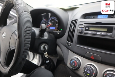 2010 - hyundai avante