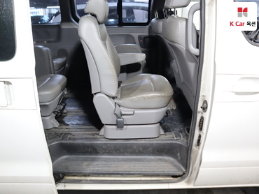 2017 - hyundai grand starex