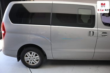 2019 - hyundai grand starex