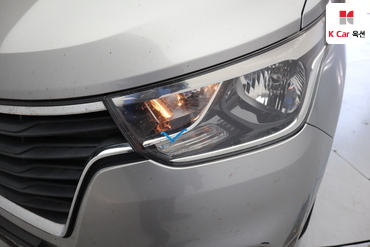 2019 - hyundai grand starex