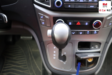 2019 - hyundai grand starex