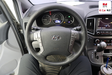 2019 - hyundai grand starex