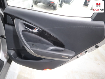 2011 - hyundai grandeur